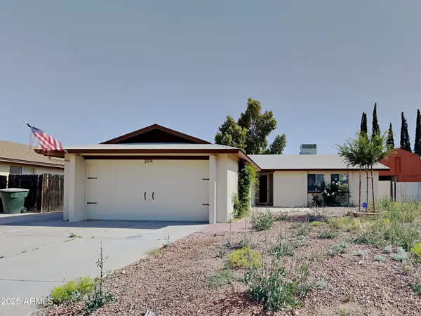 319 W Kristal Way, Phoenix, AZ 85027