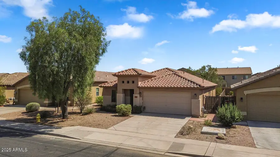 46137 W Starlight Drive, Maricopa, AZ 85139 - Image #2