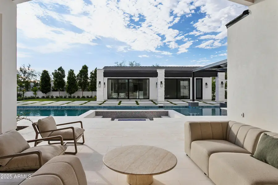 4534 E Pebble Ridge Road, Paradise Valley, AZ 85253 - Image #2