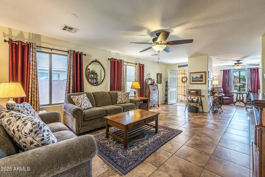 1456 E Holiday Drive, Casa Grande, AZ 85122 - Image #3