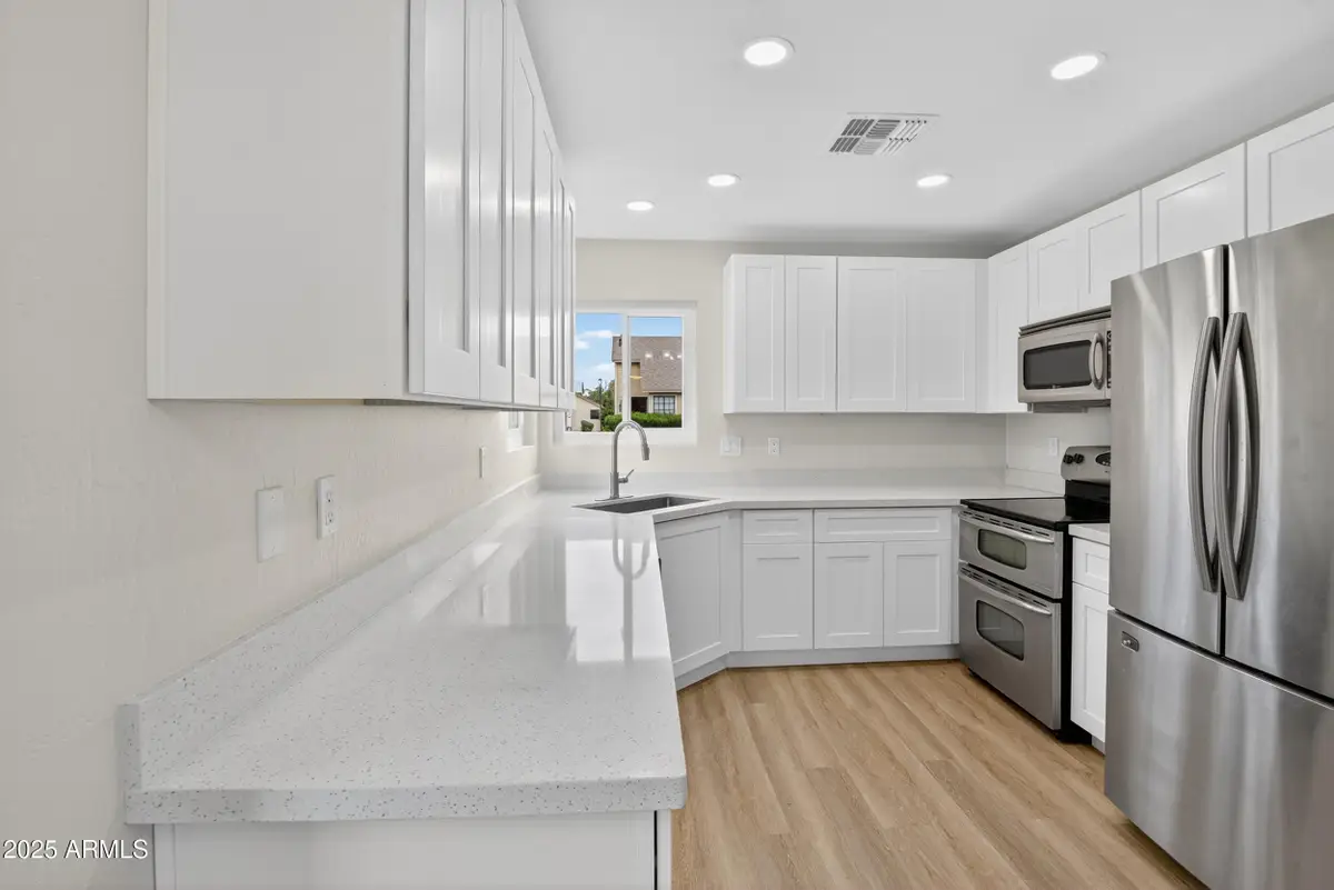 2455 E Broadway Road #25, Mesa, AZ 85204 - Image #1