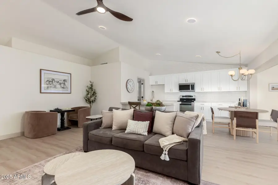 837 N Granite Street, Gilbert, AZ 85234 - Image #3