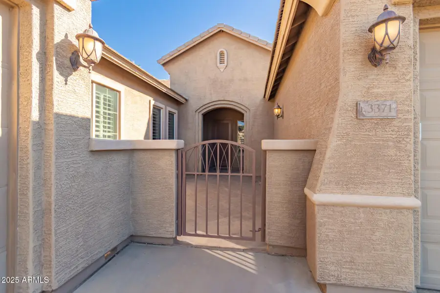 3371 S Roger Court, Chandler, AZ 85286 - Image #2