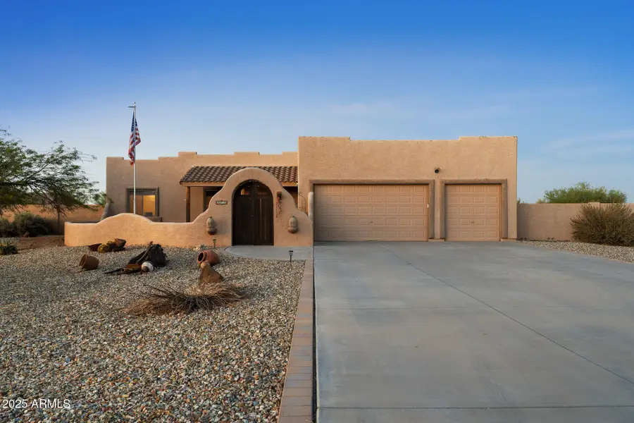 24916 W Red Robin Drive, Wittmann, AZ 85361 - Image #2