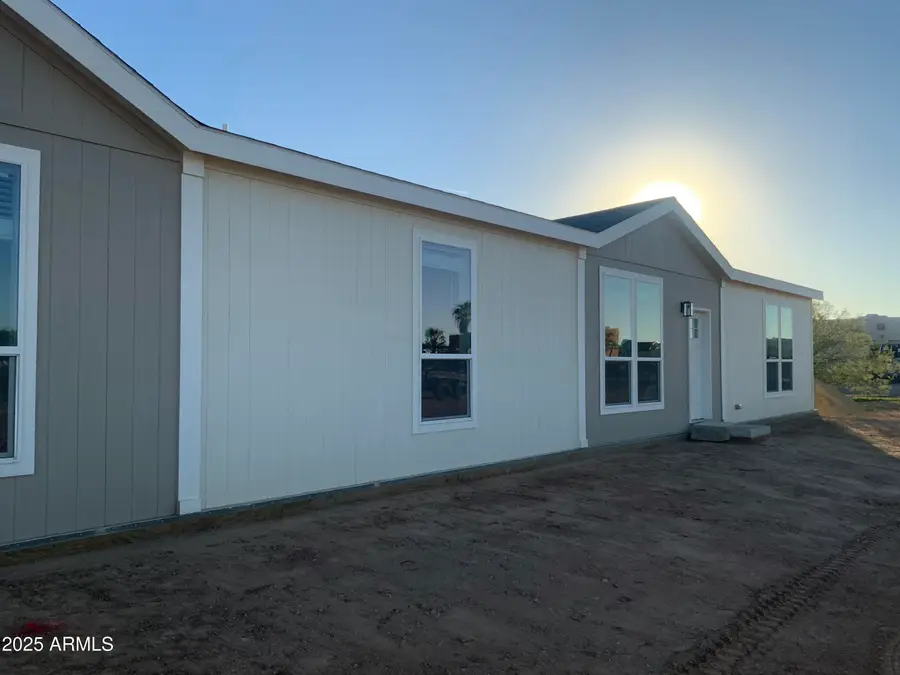 30205 N 231 Avenue, Wittmann, AZ 85361 - Image #2