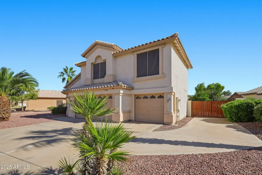 881 N Pineview Drive, Chandler, AZ 85226 - Image #2