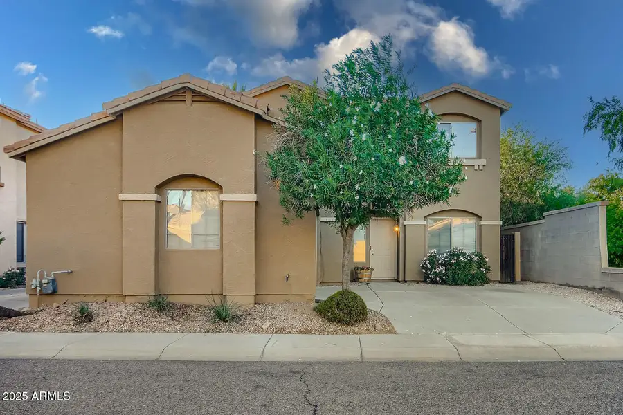 2066 N Arbor Lane, Chandler, AZ 85225 - Image #2