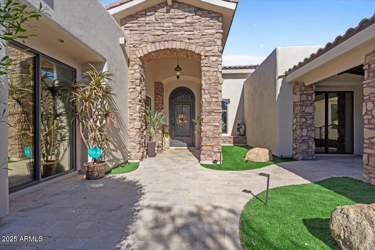 3255 S Ponderosa Drive, Gold Canyon, AZ 85118 - Image #1