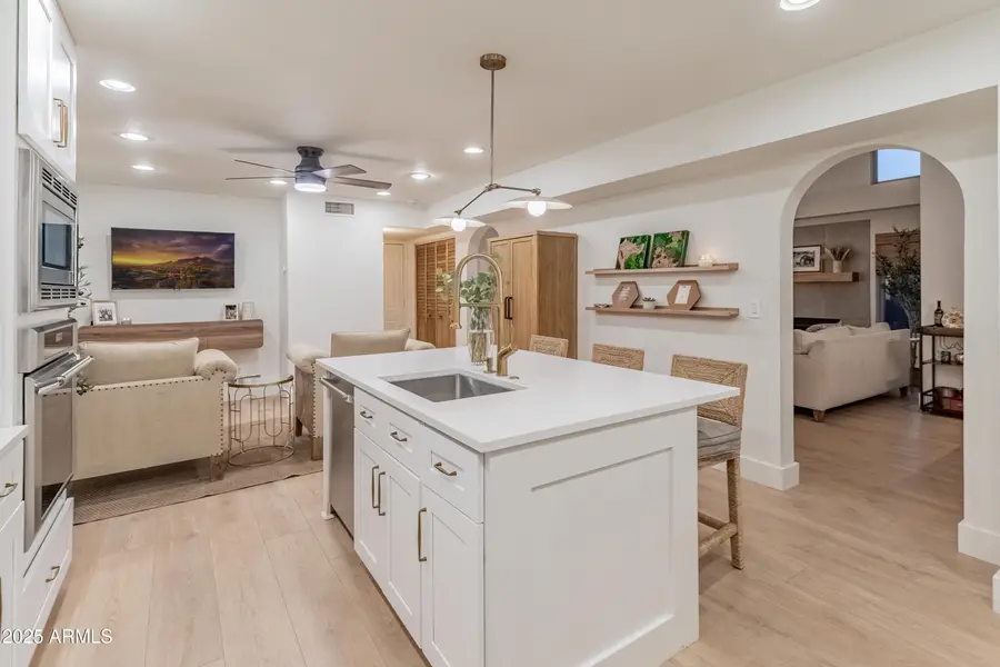 9056 E Captain Dreyfus Avenue, Scottsdale, AZ 85260 - Image #3