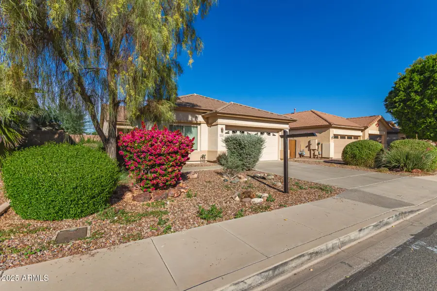 14548 W Watson Lane, Surprise, AZ 85379 - Image #2