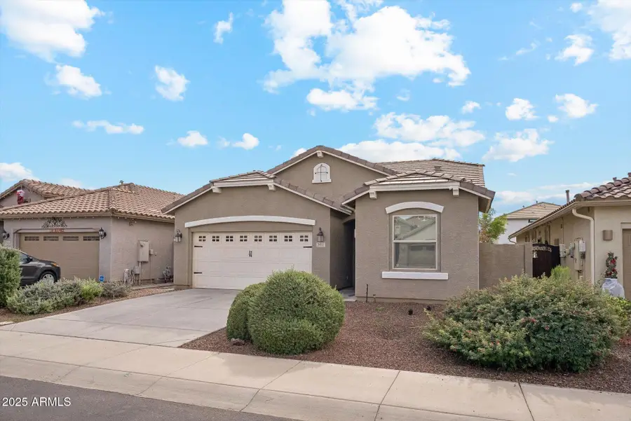 3911 E Sourwood Drive, Gilbert, AZ 85298 - Image #3