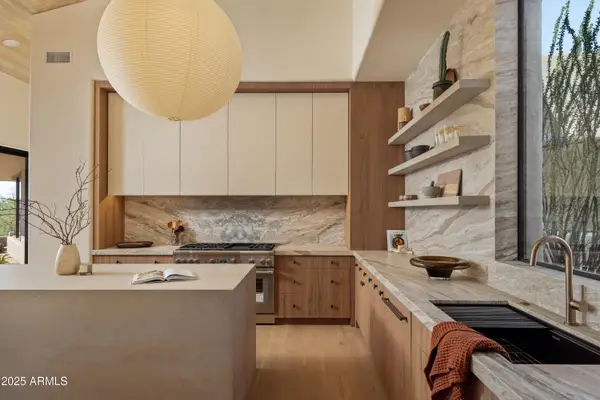 10602 E Honey Mesquite Drive, Scottsdale, AZ 85262