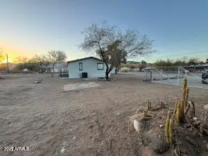 19741 E Indian Hills Drive, Black Canyon City, AZ 85324 - Image #2