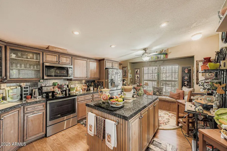 324 S Cactus Road, Apache Junction, AZ 85119 - Image #2