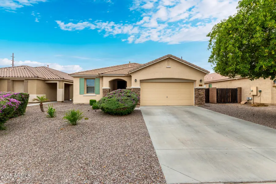 35304 N Murray Grey Drive, San Tan Valley, AZ 85143 - Image #2