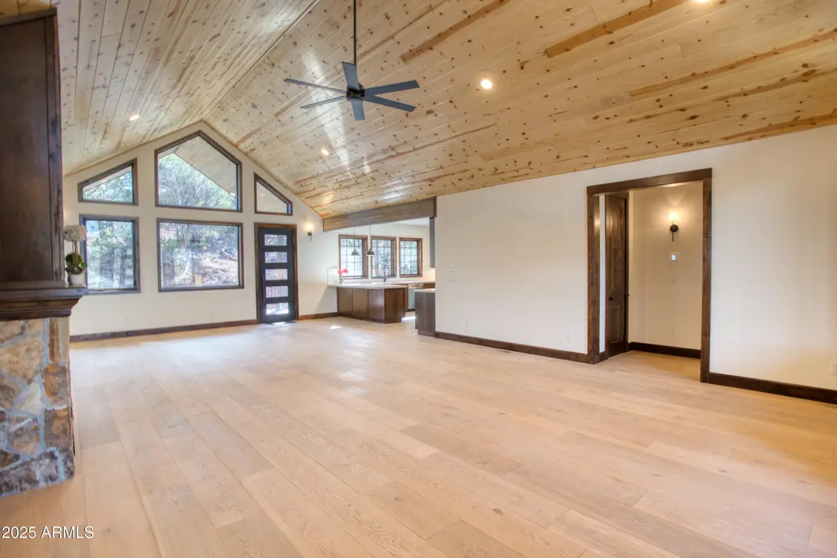 957 Cheney Ranch Loop, Linden, AZ 85901 - Image #1