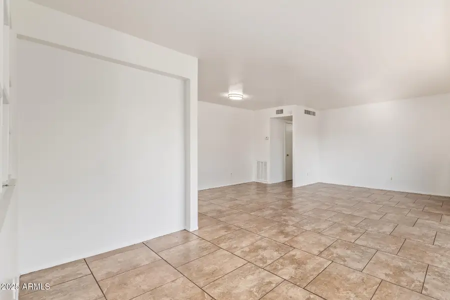 5906 N 48th Avenue, Glendale, AZ 85301 - Image #2