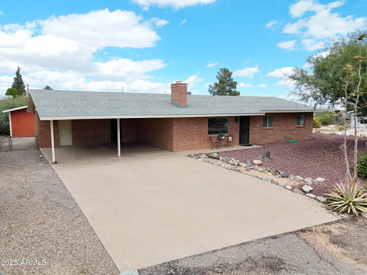 254 W La Cuesta Drive, Benson, AZ 85602 - Image #1