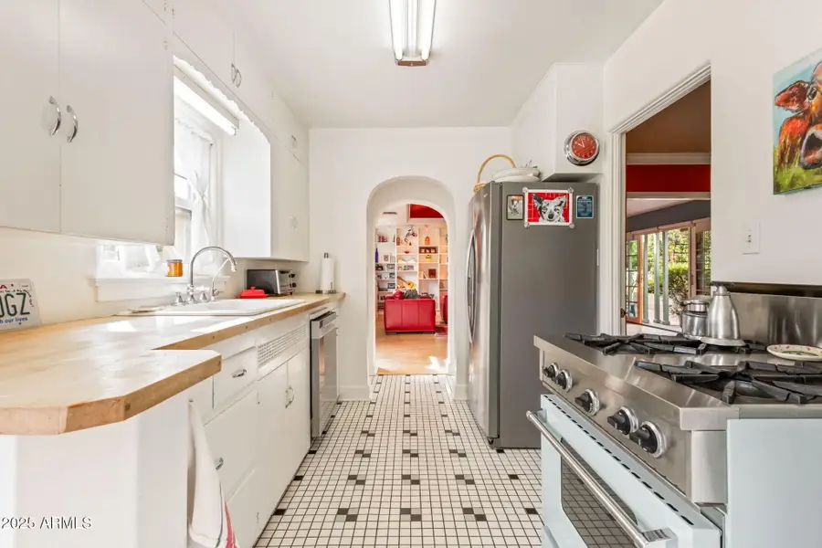 331 W Cambridge Avenue, Phoenix, AZ 85003 - Image #3