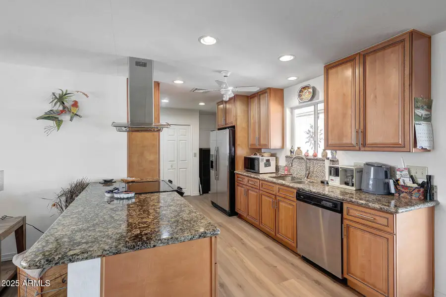 10921 W El Capitan Circle, Sun City, AZ 85351 - Image #3