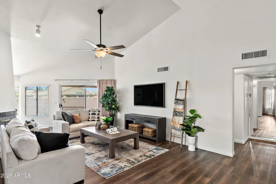 17545 N Pima Trail, Surprise, AZ 85374 - Image #2