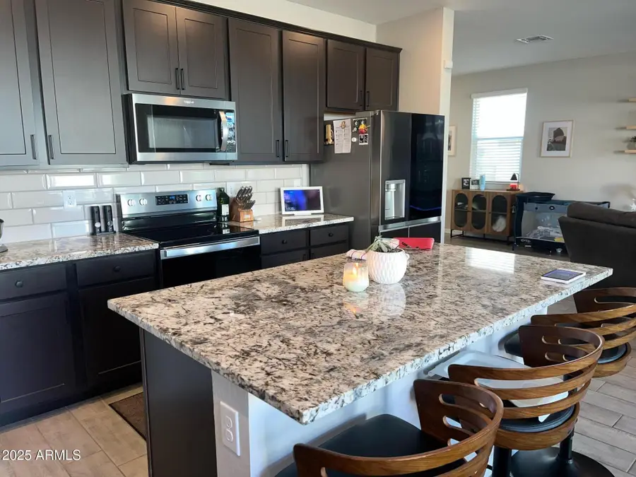 17446 W Daley Lane, Surprise, AZ 85387 - Image #2