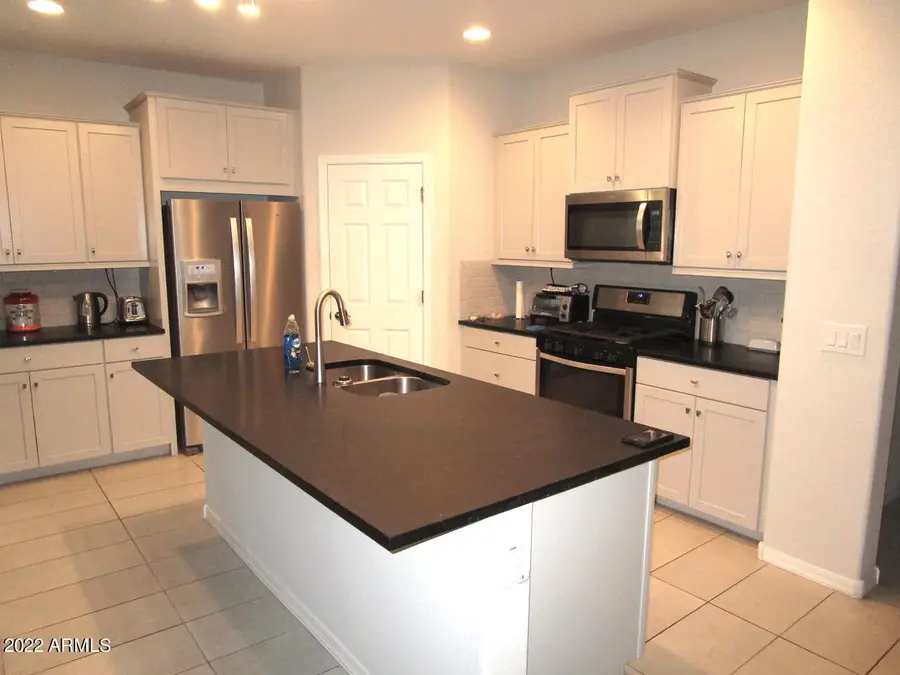 25932 W Quail Avenue, Buckeye, AZ 85396 - Image #3