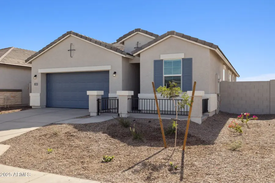 25459 W Fraktur Road, Buckeye, AZ 85326 - Image #2