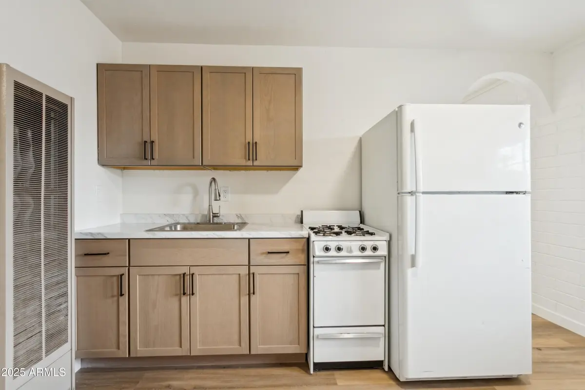 13017 N 20th Street, Phoenix, AZ 85022 - Image #1