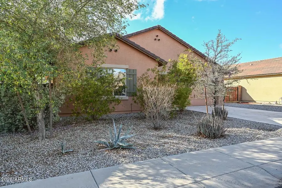 25391 W Ellis Drive, Buckeye, AZ 85326 - Image #2