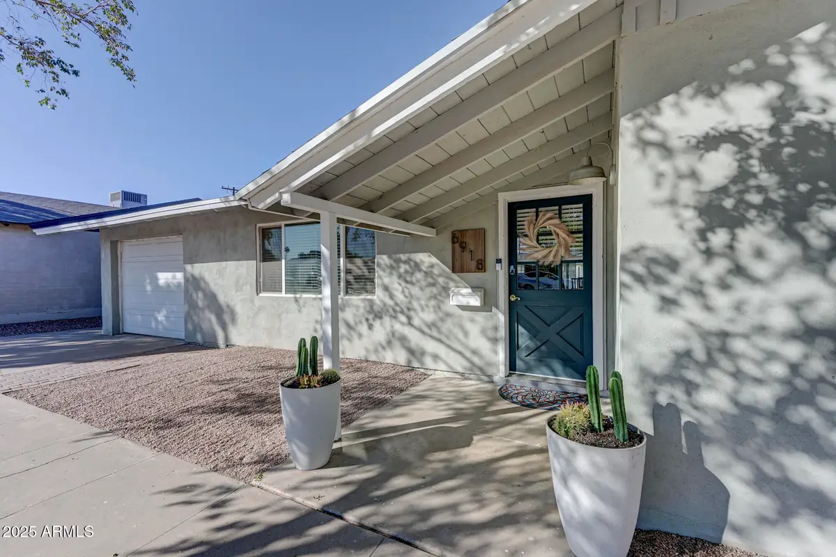 6918 E Palm Lane E, Scottsdale, AZ 85257 - Image #1