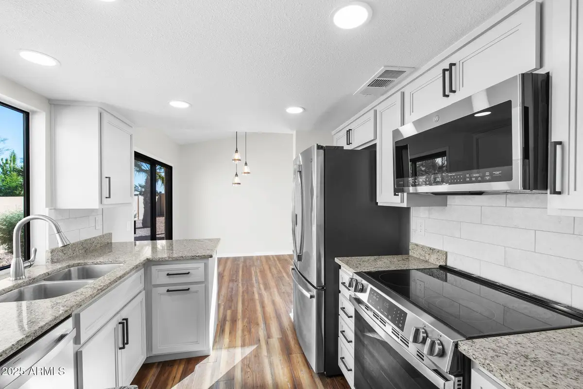 10625 E Navajo Place, Sun Lakes, AZ 85248 - Image #1