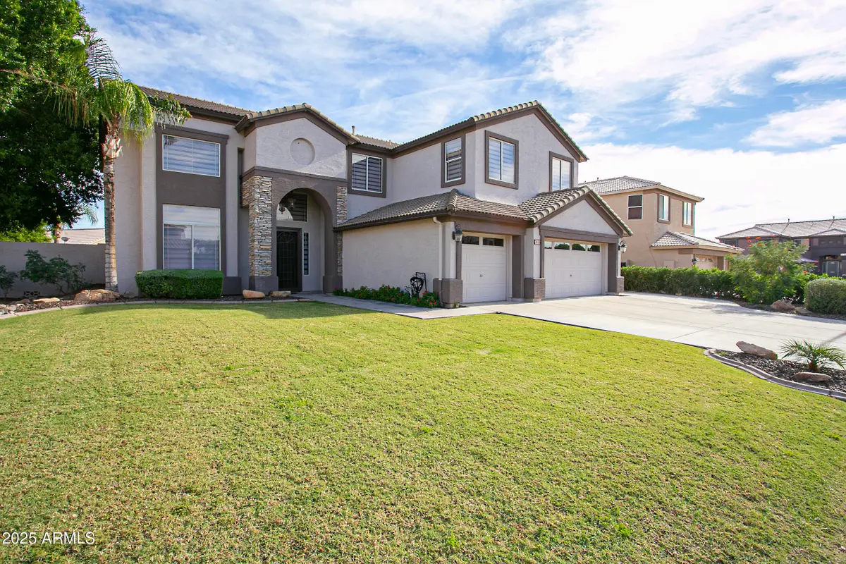 7033 W Honeysuckle Drive, Peoria, AZ 85383 - Image #1