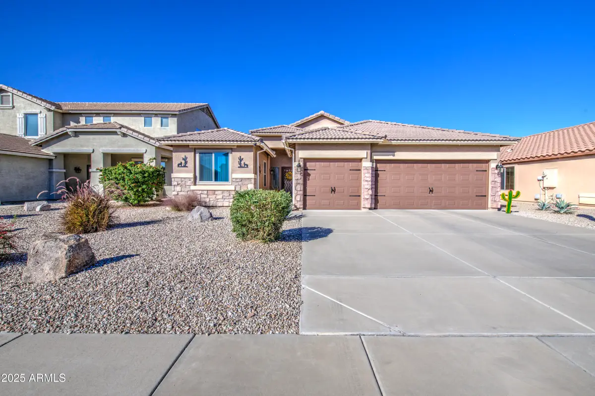 1518 W Agrarian Hills Drive, San Tan Valley, AZ 85144 - Image #1