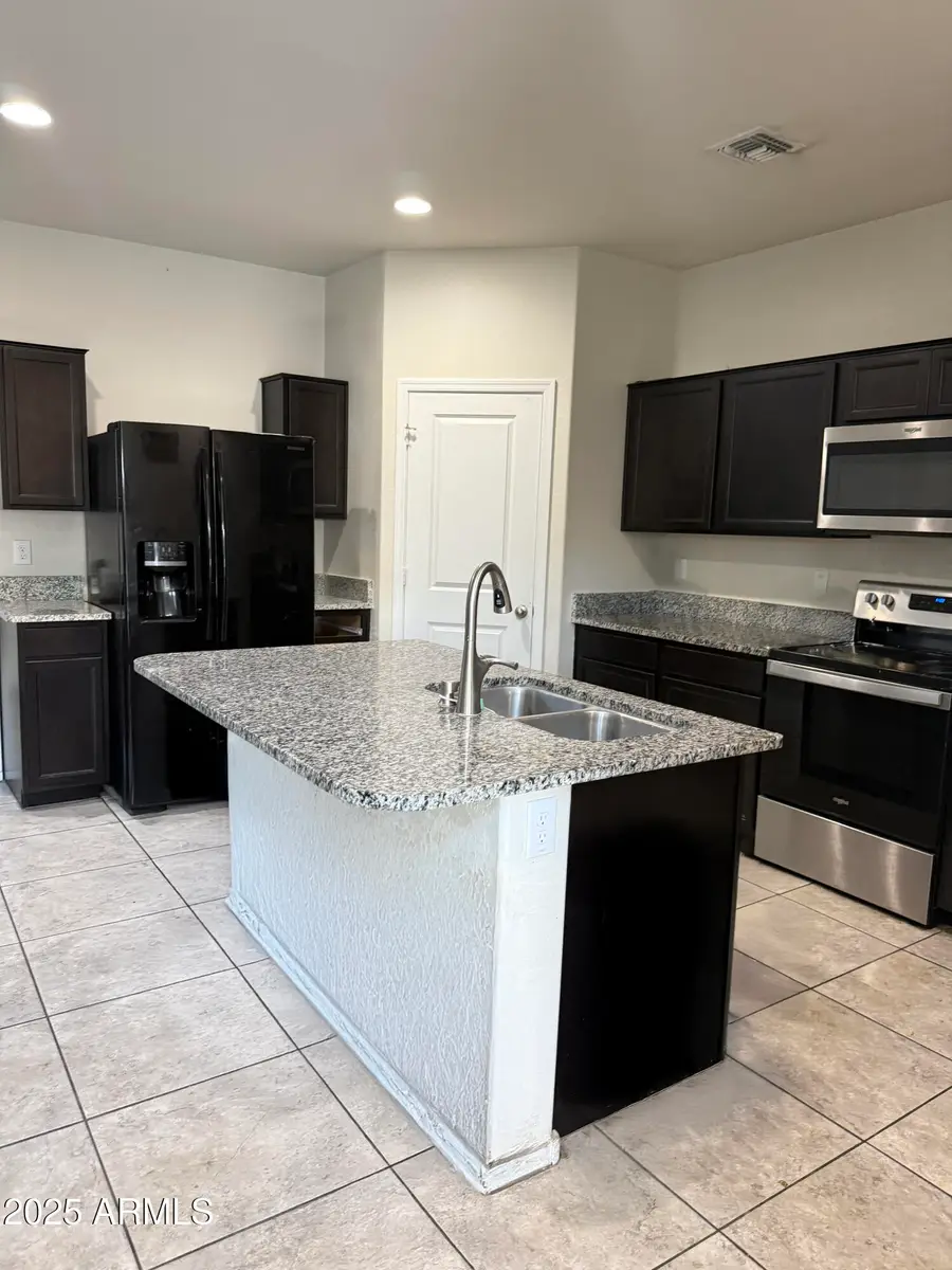 3311 S 77th Lane, Phoenix, AZ 85043 - Image #2