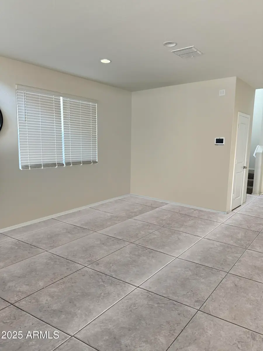 3311 S 77th Lane, Phoenix, AZ 85043 - Image #3
