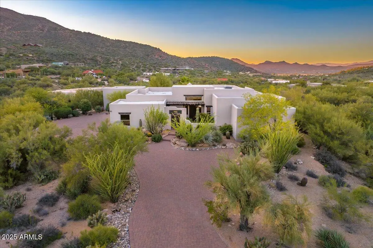 37202 N Holiday Lane, Carefree, AZ 85377 - Image #1