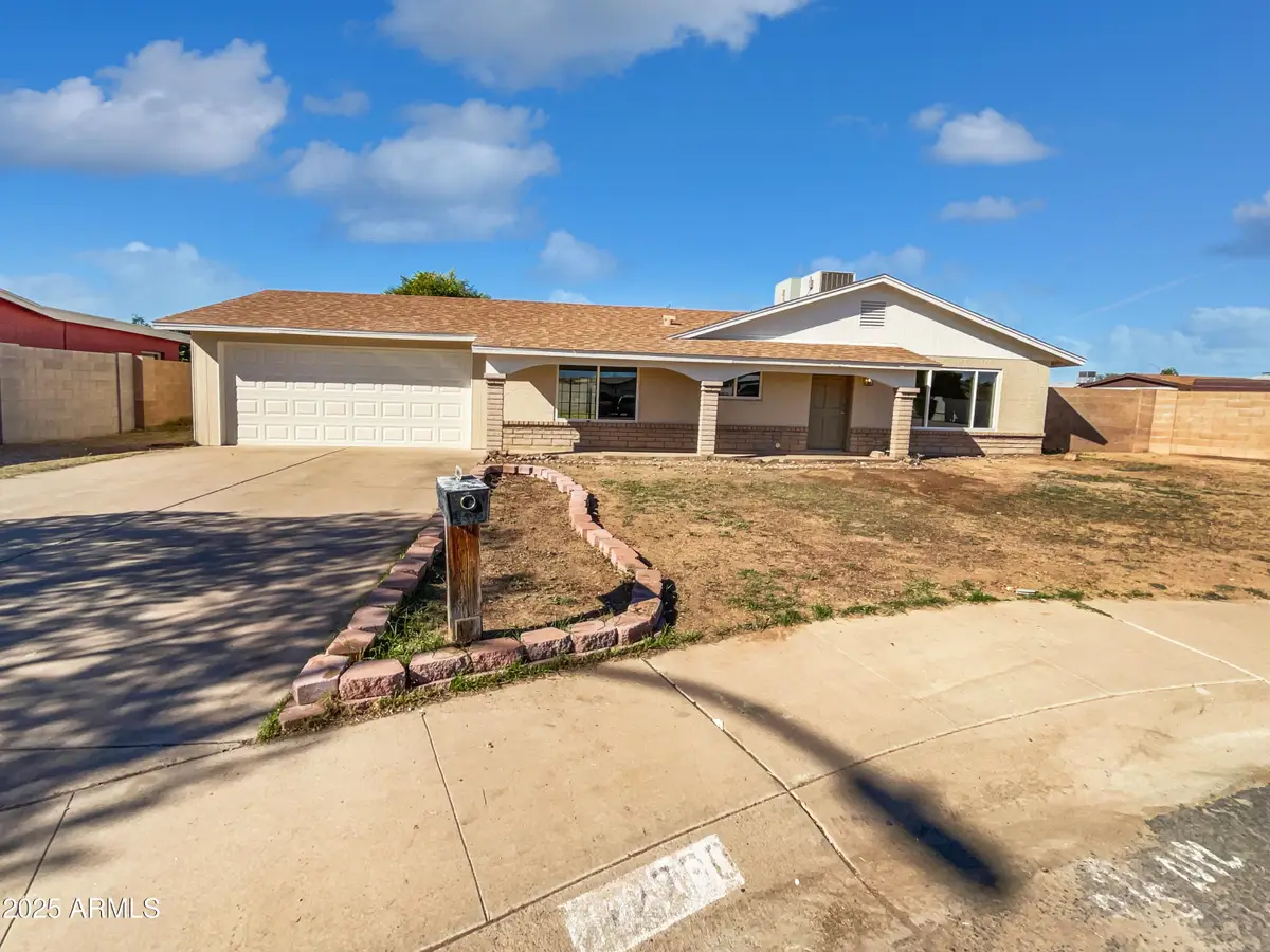 12230 N 47th Lane, Phoenix, AZ 85304 - Image #1