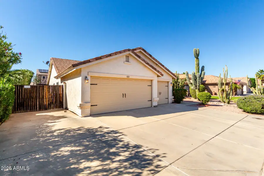 16184 N 159th Avenue, Surprise, AZ 85374 - Image #2