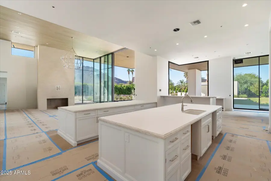 6528 N 60th Street, Paradise Valley, AZ 85253 - Image #2