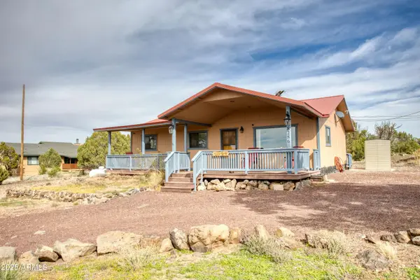 8286 Ridge Drive, Show Low, AZ 85901