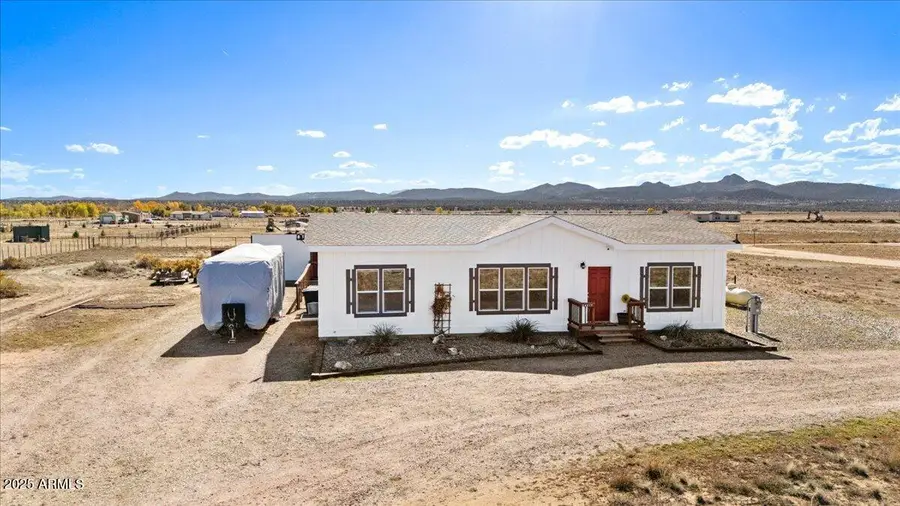 24617 N Laredo Lane, Paulden, AZ 86334 - Image #3