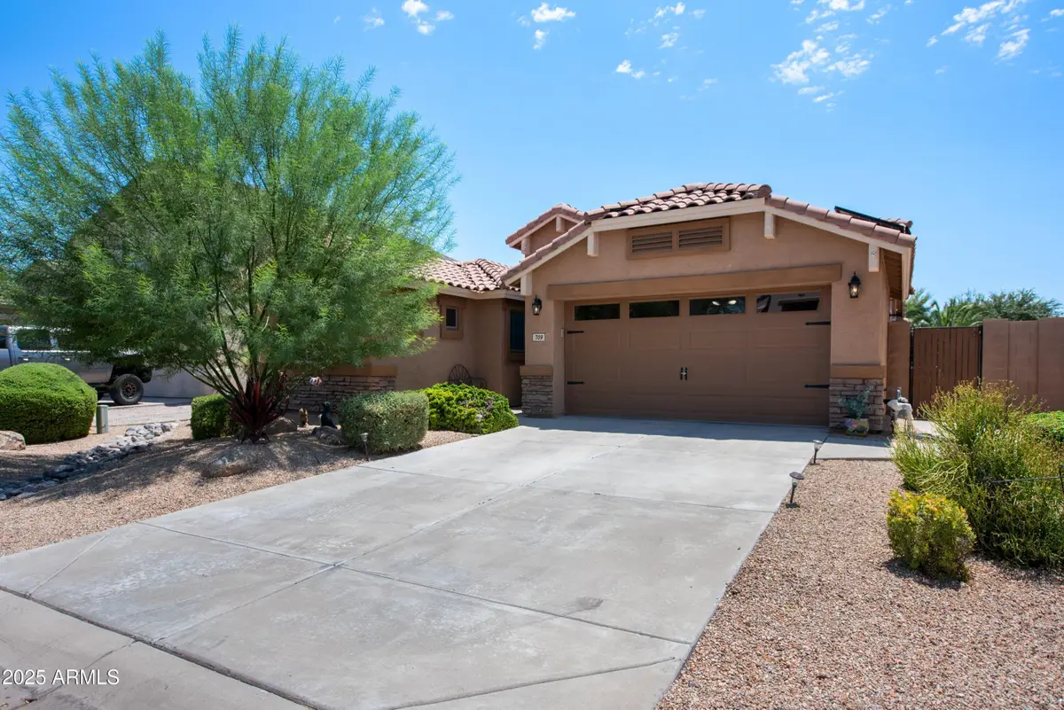 709 E Saddle Way Way, San Tan Valley, AZ 85143 - Image #1