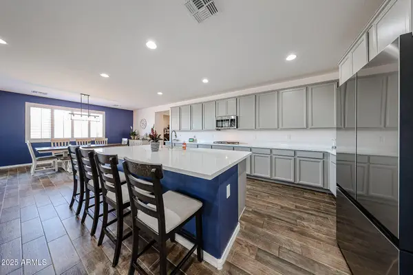 25051 N 140th Drive, Surprise, AZ 85387