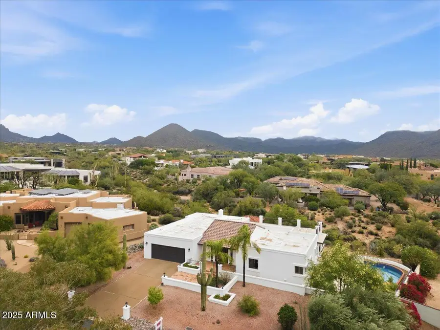 9437 E Calle De Valle Drive, Scottsdale, AZ 85255 - Image #2