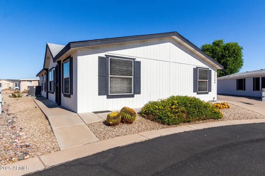 40569 N Bogey Drive, San Tan Valley, AZ 85140 - Image #2