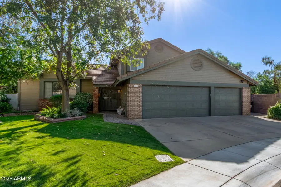 1349 E Lobster Bay Circle, Gilbert, AZ 85234 - Image #3