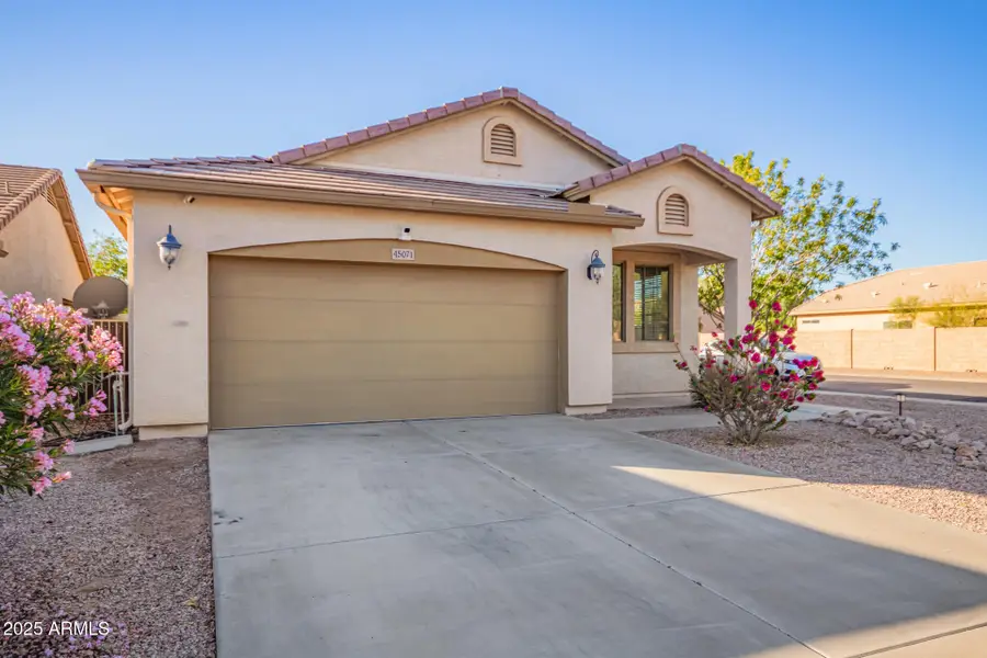45071 W Desert Cedars Lane, Maricopa, AZ 85139 - Image #2