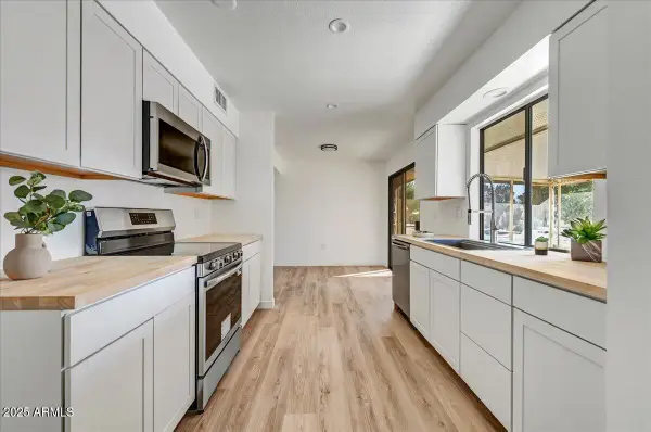 9711 W Indian Hills Drive, Sun City, AZ 85351