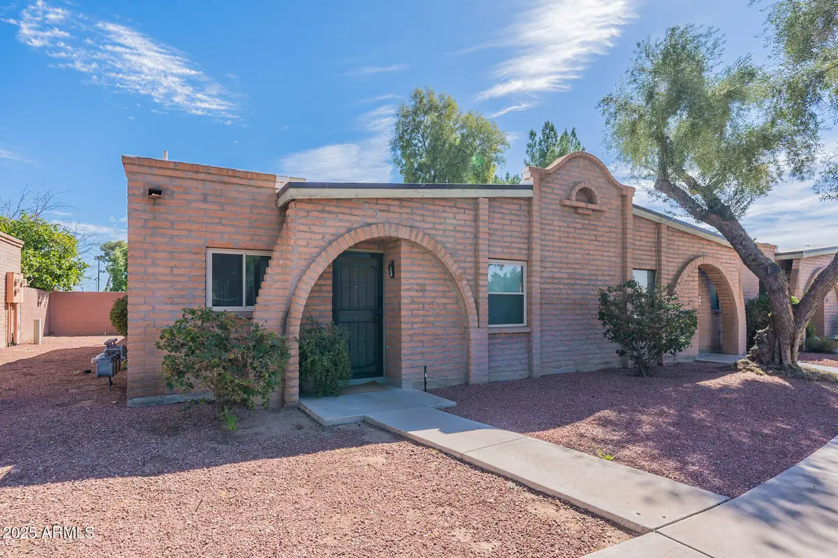 4438 E Hubbell Street #28, Phoenix, AZ 85008 - Image #1
